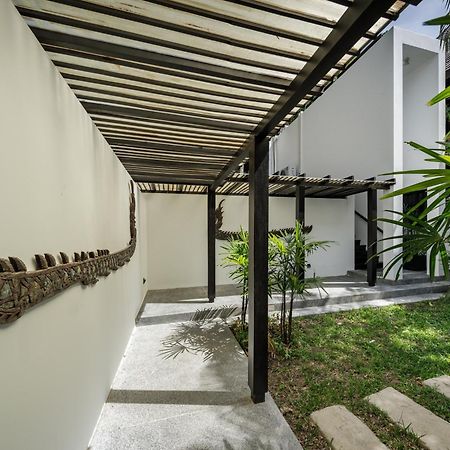 Villa Yang, Private Oceanfront Villa, Kamala Beach Exterior foto